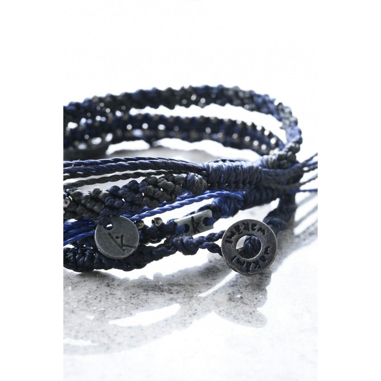 [wakami] ワカミ ブレスレット ７ストランド  ネイビー ＜ Earth Bracelet 7 Strands Navy 男女兼用 ユニセックス フェアトレード 手作り グァテマラ産 ＞【メール便送料無料】