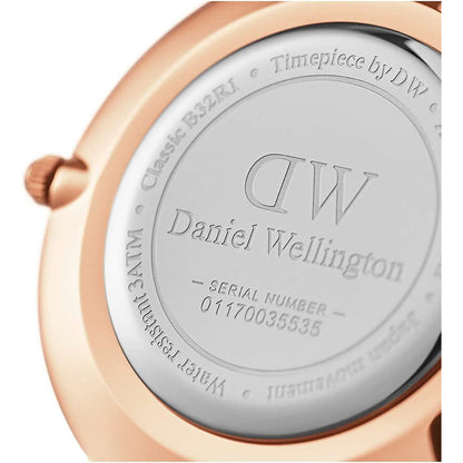 [DANIEL WELLINGTON] ダニエルウェリントン 腕時計 Petite St Mawes 32mm DW00100175 ＜ レディース おしゃれ ブランド 革 プレゼント 人気 かわいい シンプル 彼女 ＞
