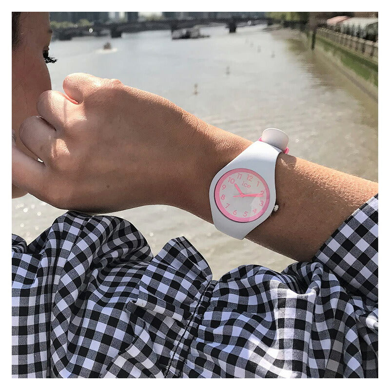 [ICE-WATCH] アイスウォッチ 腕時計 ICE Ola Kids アイスオラキッズ キャンディ ホワイト スモール 014426 ＜ レディース キッズ ピンク ＞