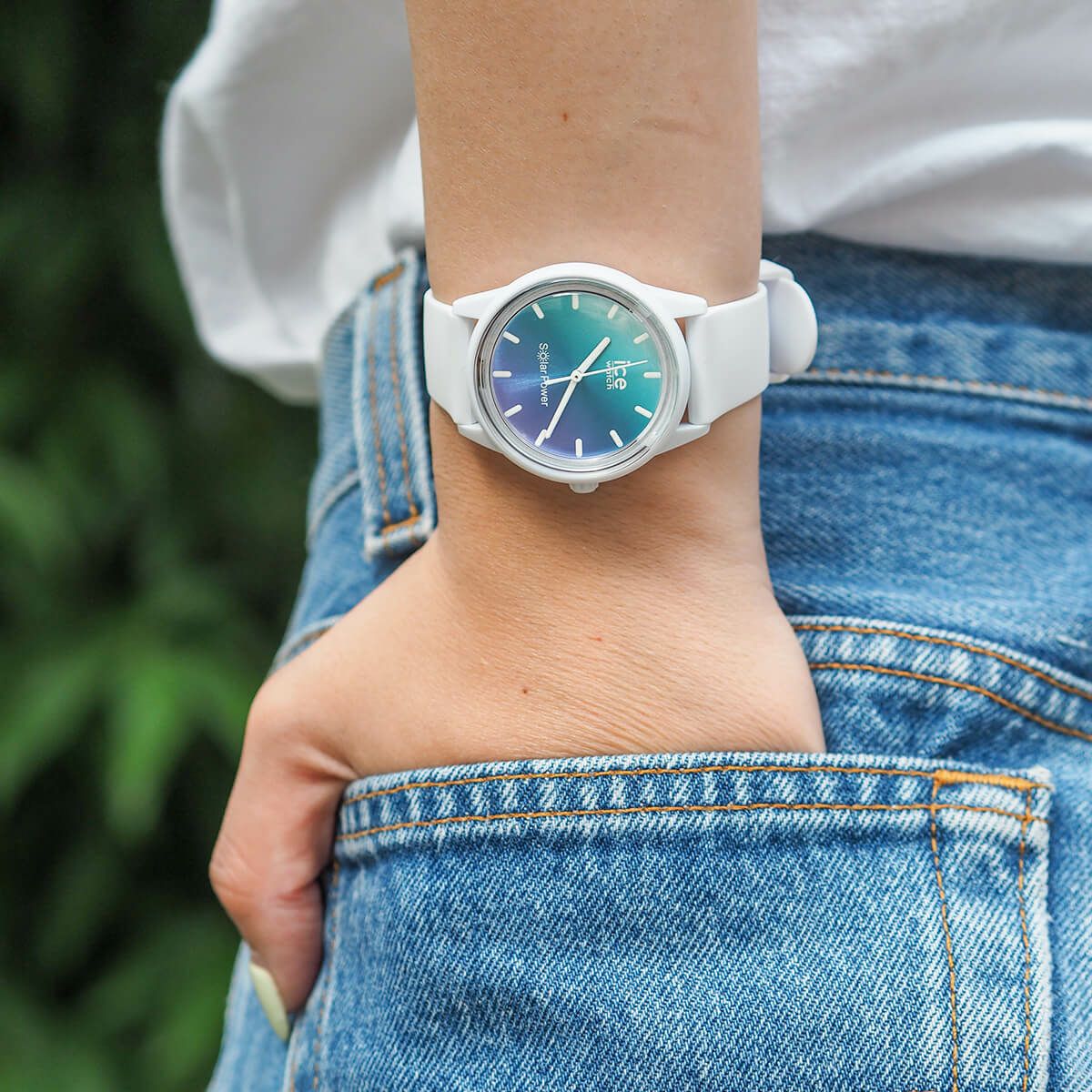 [ICE-WATCH] アイスウォッチ 腕時計 ICE solar power アイスソーラーパワー ライラックターコイズサンセット スモール 020649 ＜ レディース グラデーション ホワイト 青 ブルー 太陽電池 ＞