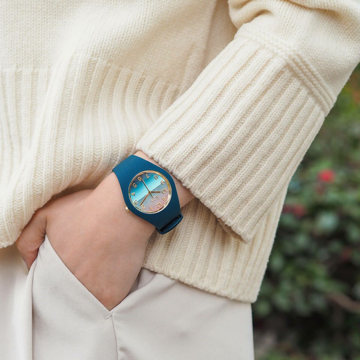 [ICE-WATCH] アイスウォッチ 腕時計 ICE horizon アイスホライズン ベルディグリーン ミディアム 021354 ＜ レディース メンズ 男女兼用 ユニセックス グリーン ＞
