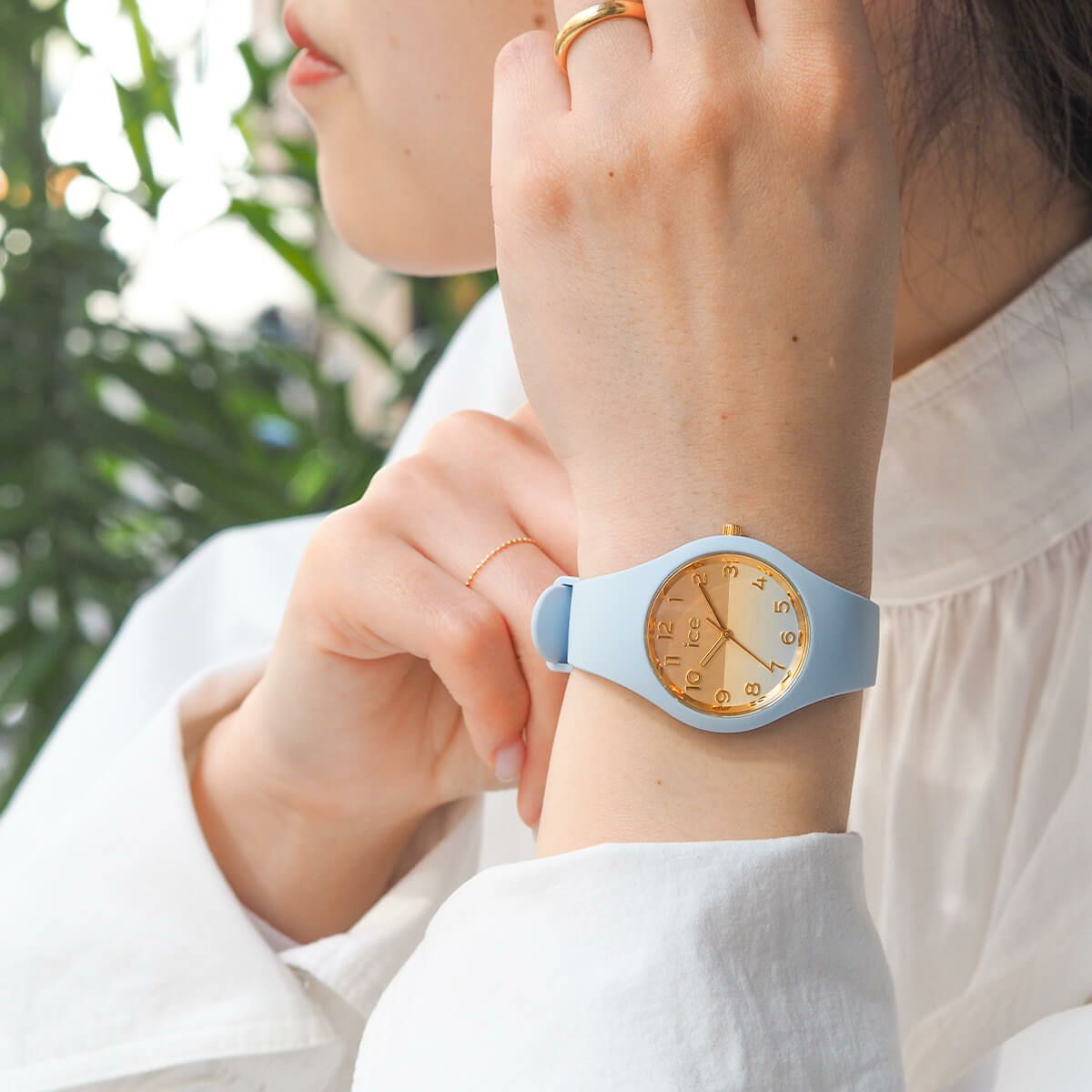 [ICE-WATCH] アイスウォッチ 腕時計 ICE horizon アイスホライズン ブルーゴールド スモール 021358 ＜ レディース ブルー ゴールド ＞