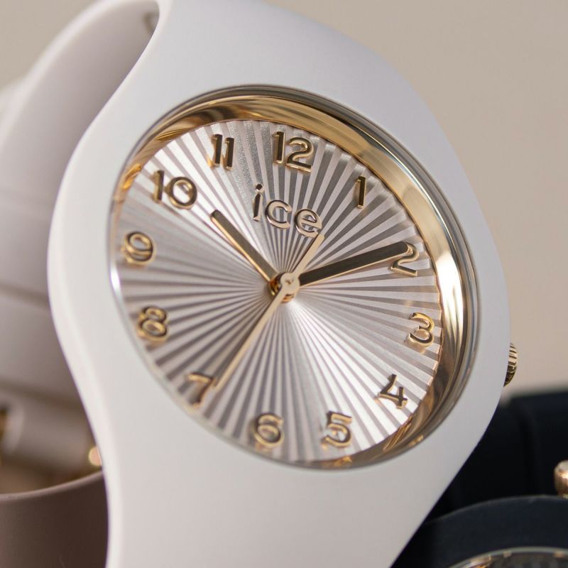 [ICE-WATCH] アイスウォッチ 腕時計 ICE CHAMPAGNE スモール＋ 025251 ＜ ユニセックス メンズ レディース アーモンドスキン 正規代理店 シリコン 防水 3針 37mm 10気圧防水 ＞